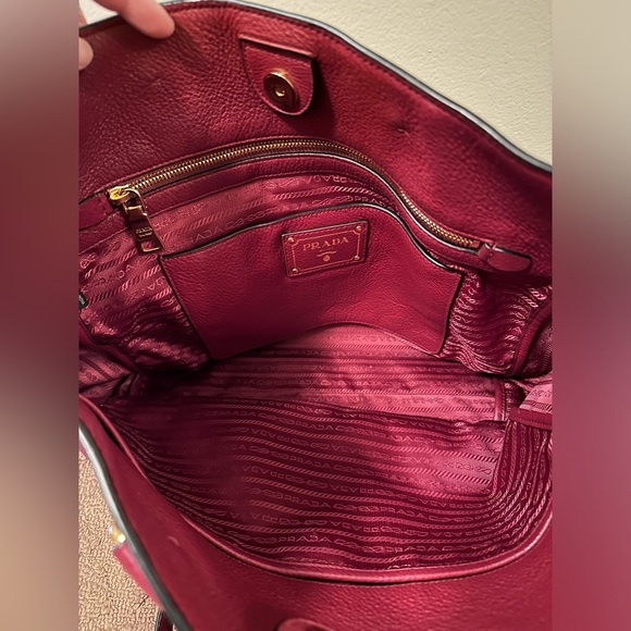 Authentic Prada red Soft leather Tote bag Preloved - Picture 3 of 6
